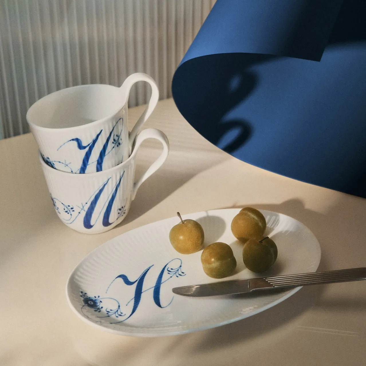 Alphabet Collection High Handle Cup, M, 33 cl