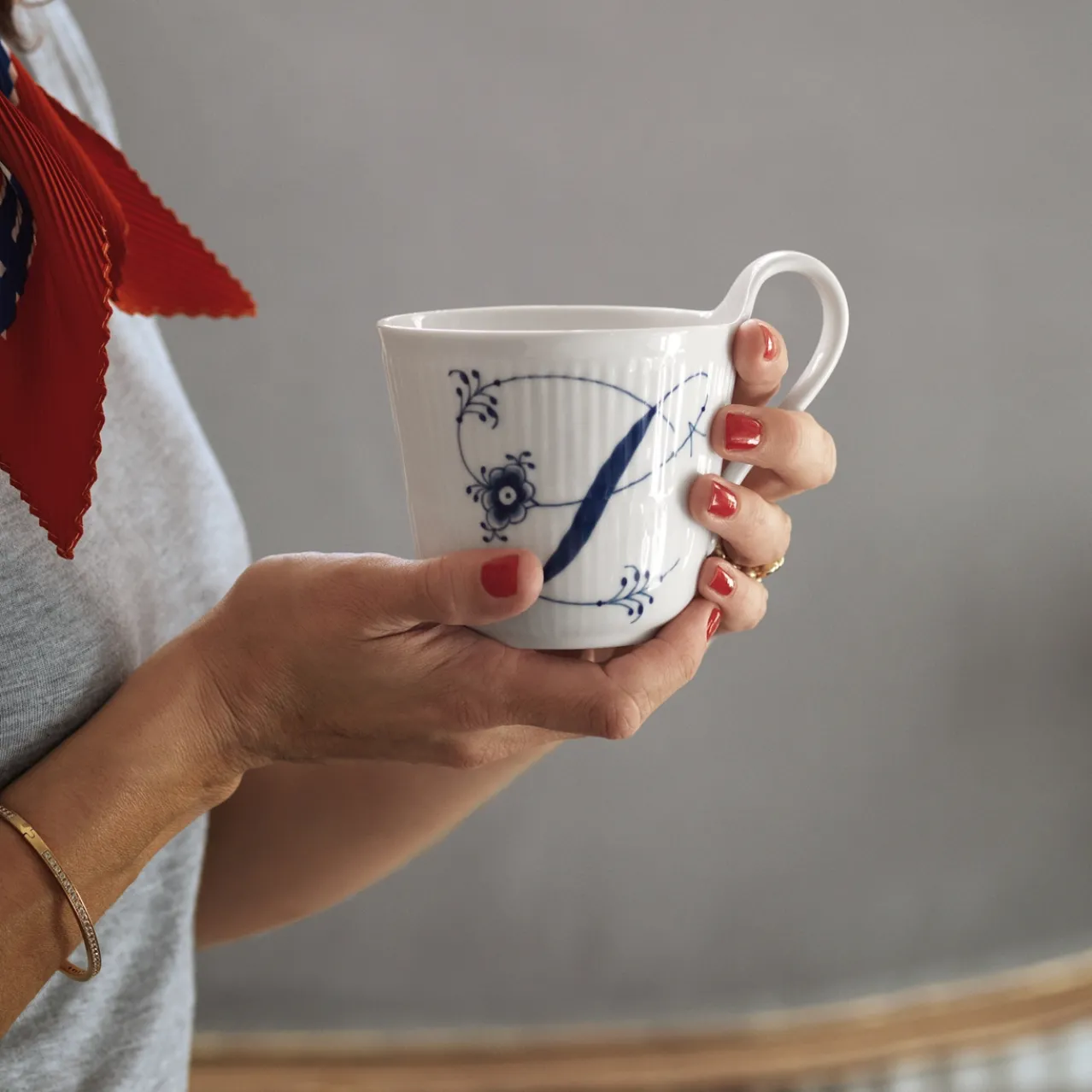 Alphabet Collection High Handle Cup, L, 33 cl