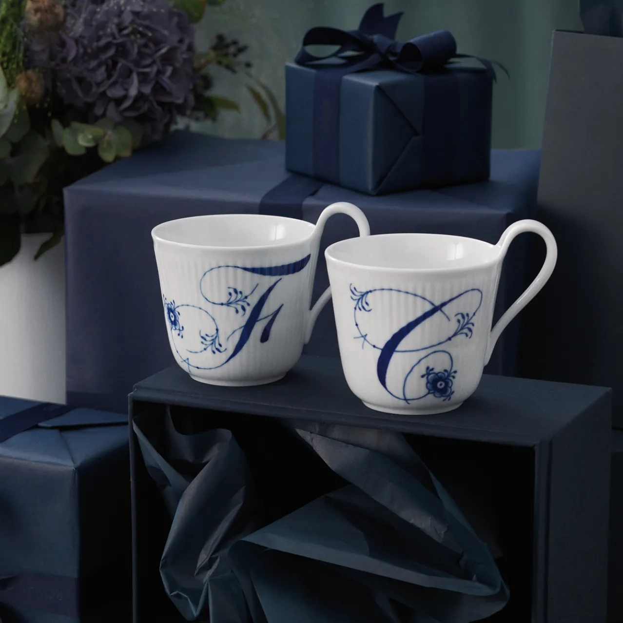 Alphabet Collection High Handle Cup, C, 33 cl