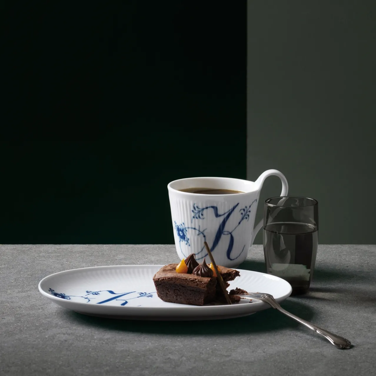 Alphabet Collection High Handle Cup, K, 33 cl