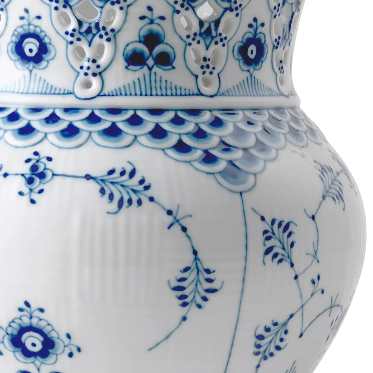 Blue Fluted Full Lace Vase, 22 cm