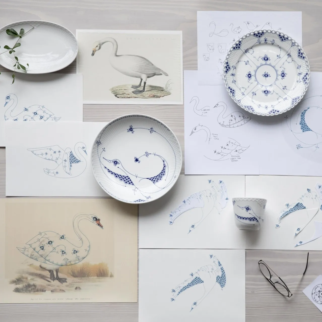 Blue Fluted Full Lace Plate, 25 cm