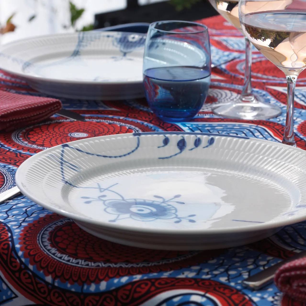 Blue Fluted Mega Plate, Decoration 6, 27 cm