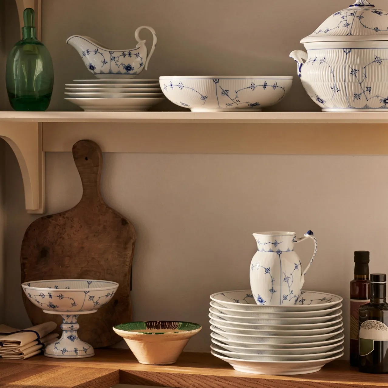 Blue Fluted Plain Jug, 90 cl