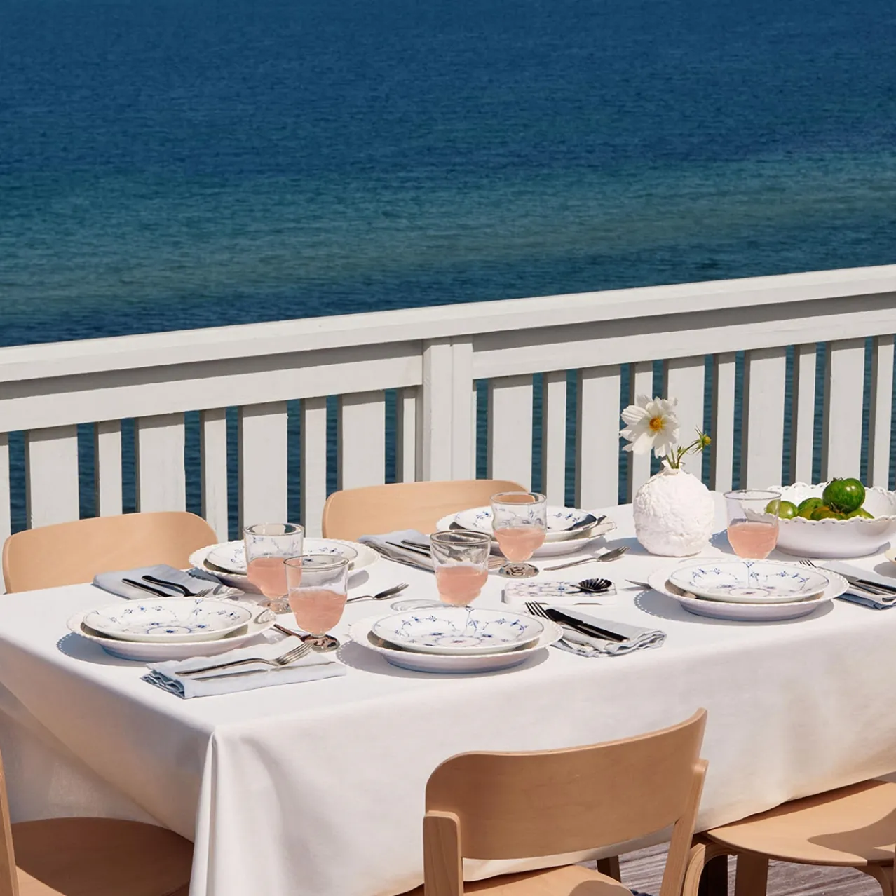 Blue Fluted Plain Plate, 25 cm