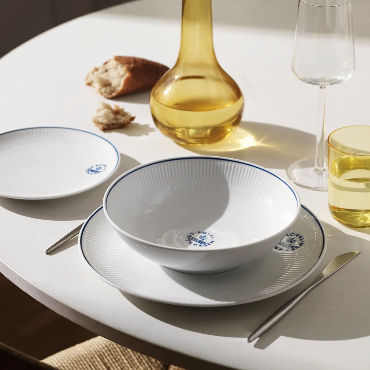 Blueline Coupe Plate, 27 cm