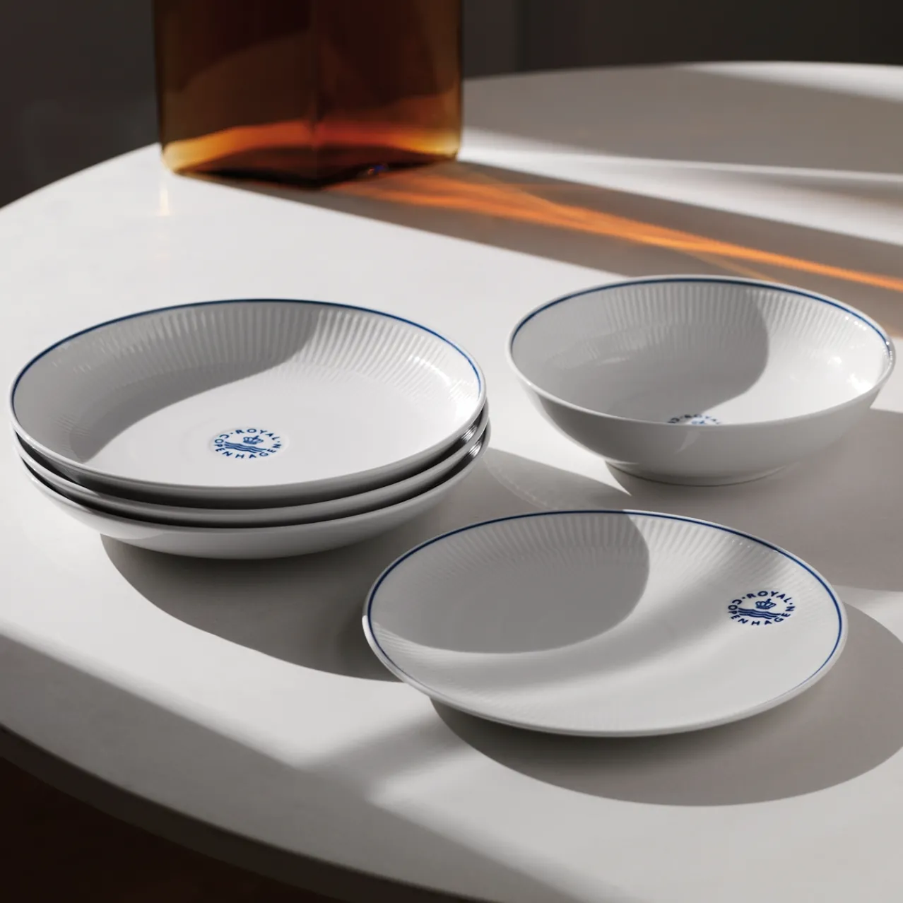 Blueline Shallow Bowl, 25 cm