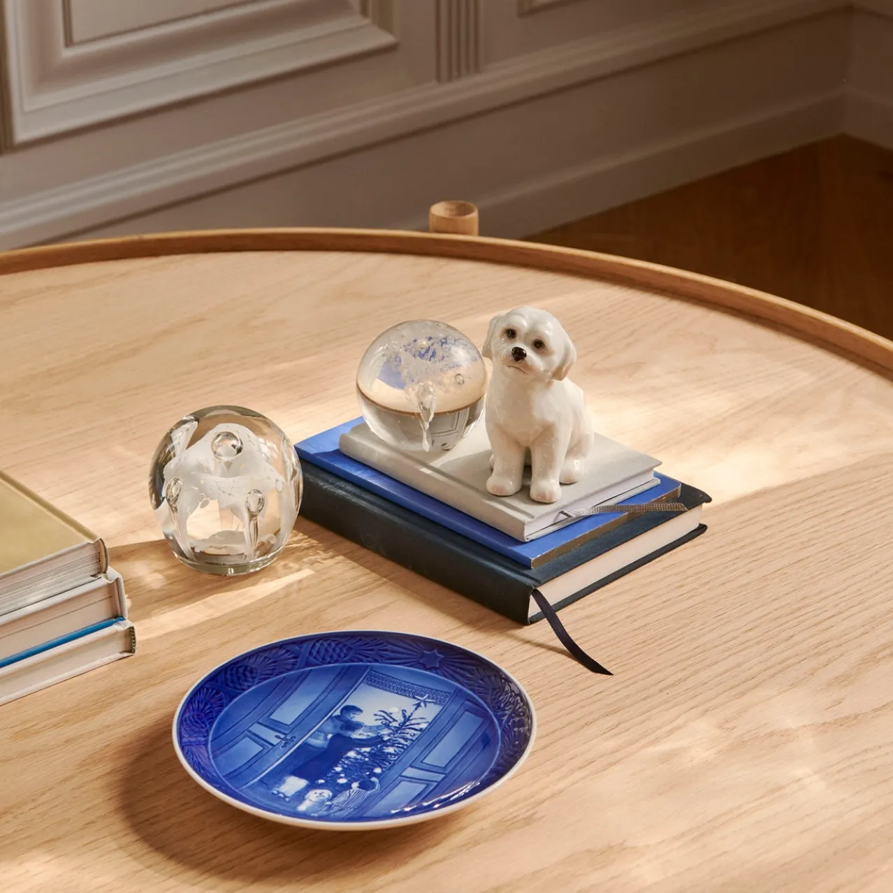 Christmas Plate Figurine 2024, Dog, 10.5 cm