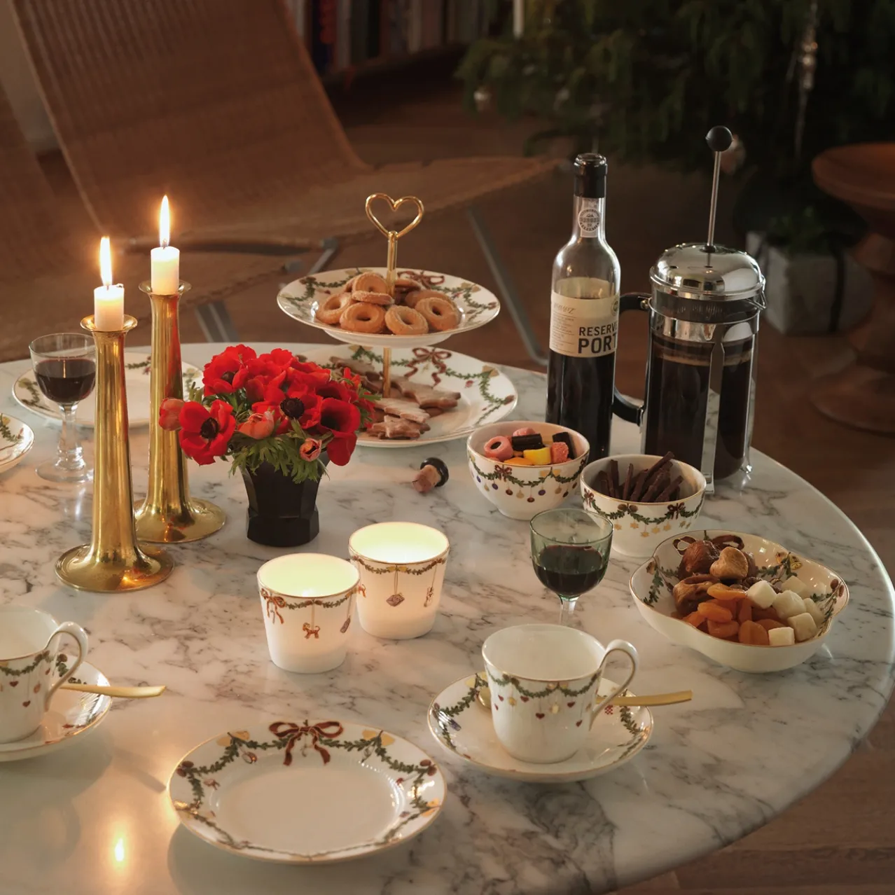 Star Fluted Christmas Dish, 22 cm