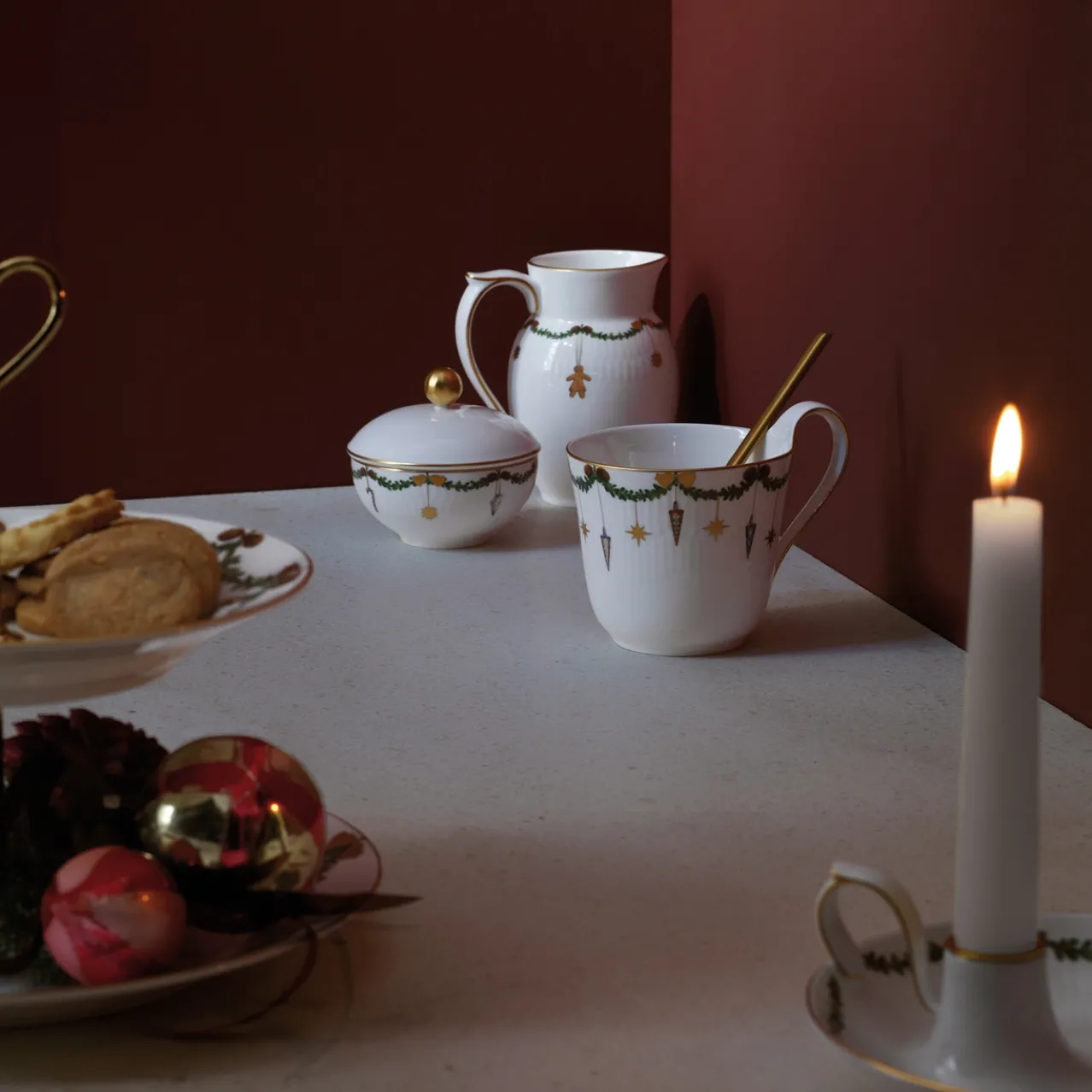 Star Fluted Christmas Sugar Bowl with Lid, 15 cl