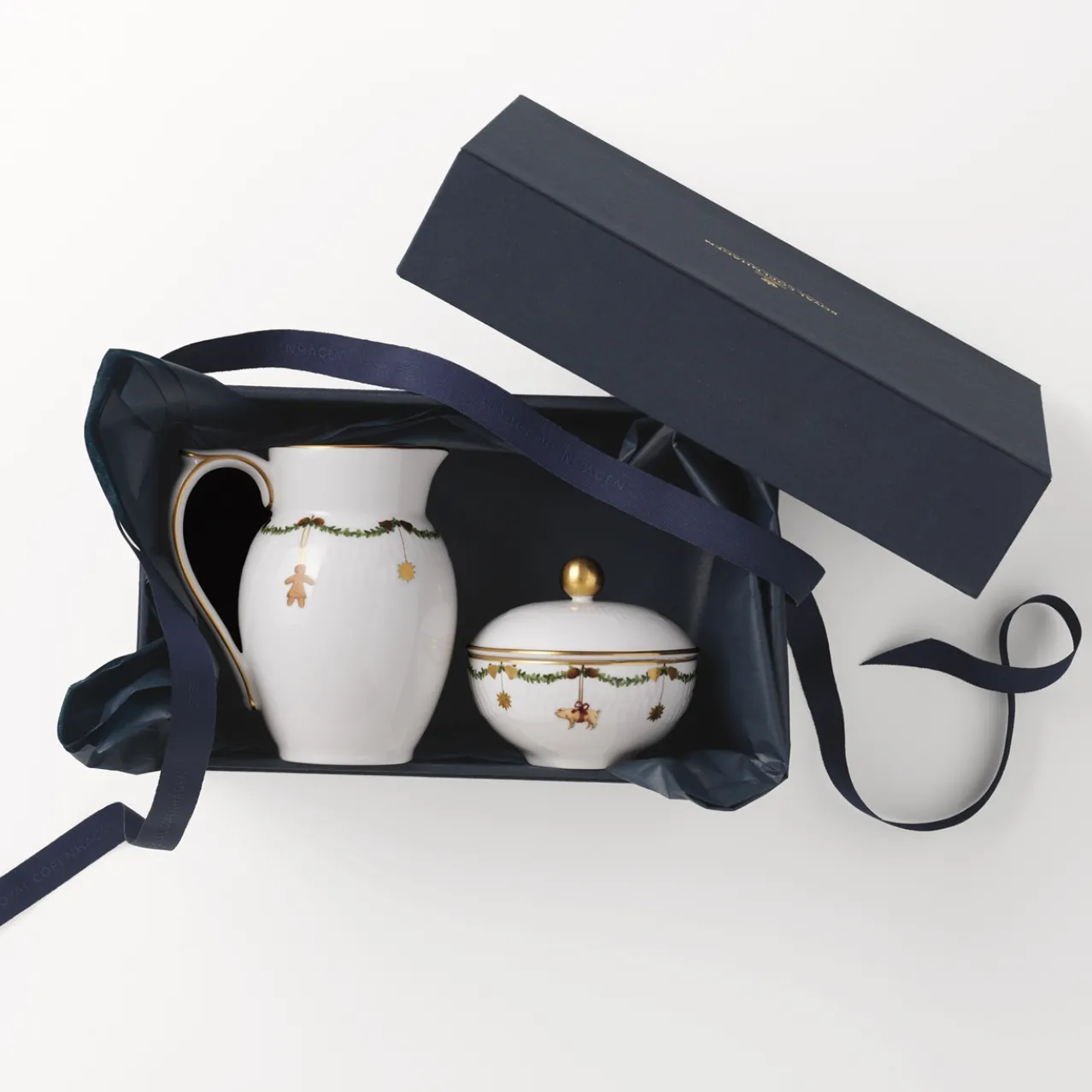 Star Fluted Christmas Sugar Bowl with Lid, 15 cl