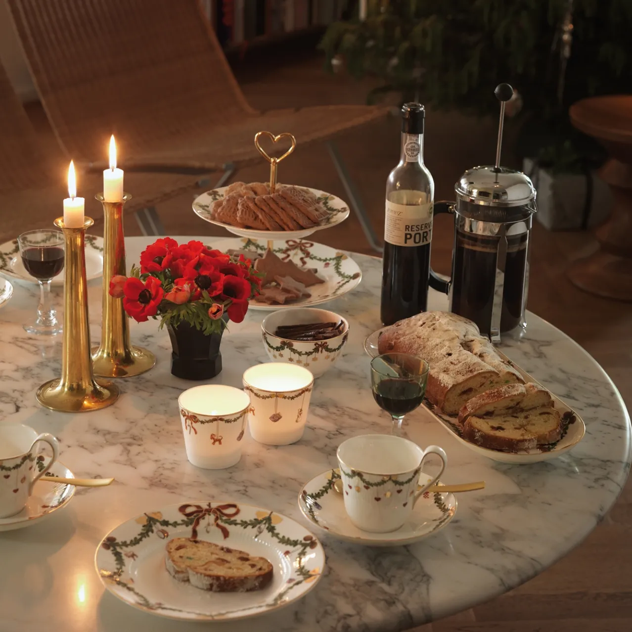 Star Fluted Christmas Étagère, 2 layers