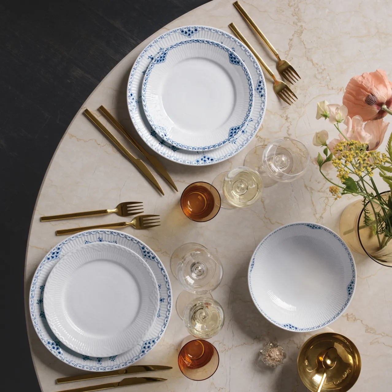 White Fluted Half Lace Plate, 22 cm