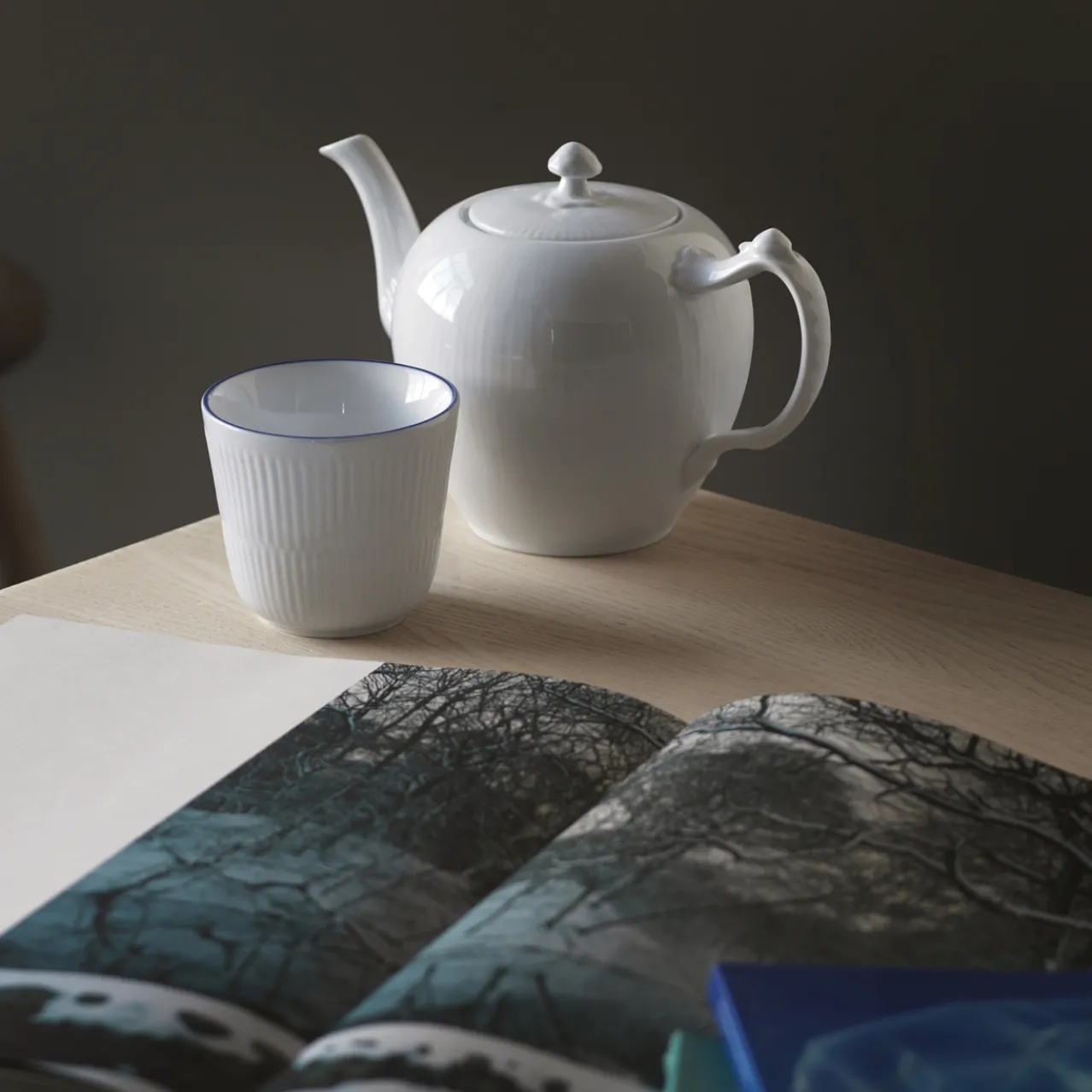 White Fluted Teapot, 100 cl